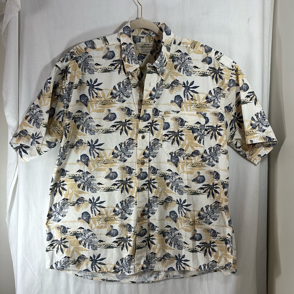 Natural Issue, Sz XL, Cream/Blue Short Sleeve Button Down Shirt